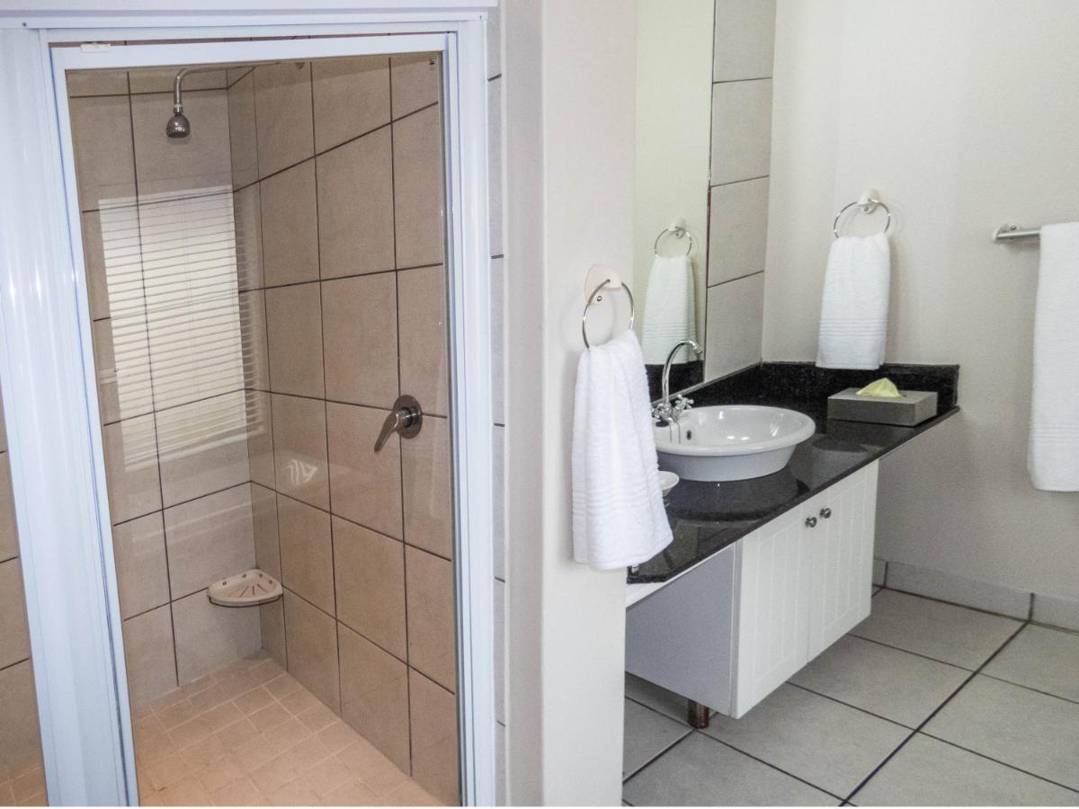 Sheilan House Hotel Port Alfred Buitenkant foto